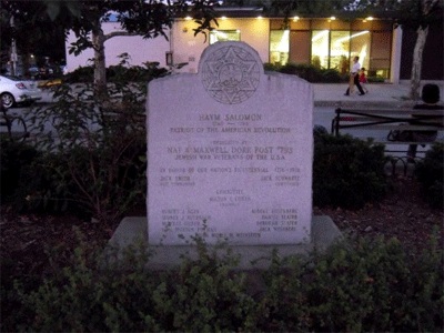 JEWISH AND KOSHER KEW GARDENS HILLS, QUEENS, NY, USA: Haym Solomon plaque near Kew Gardens Hills Library, 2008. Author: Newyorker1987
